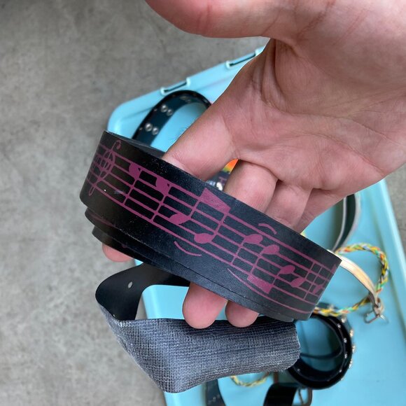 Box of assorted belts (5) - Picture 8 of 15